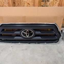 Toyota Tacoma 3rd gen OEM Grill