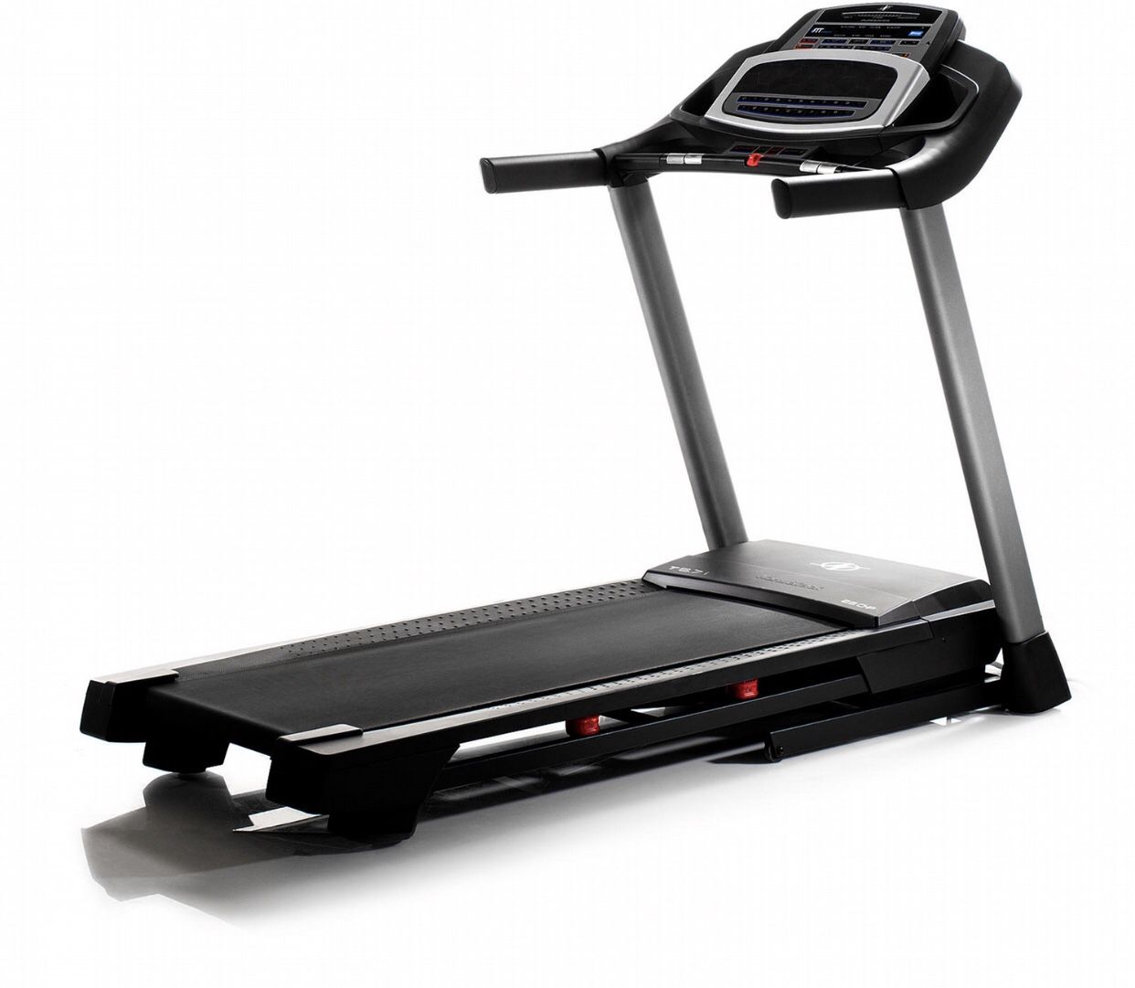 Nordic Track T 6.7c Treadmill- Like new—bought new 1 year ago and used less than 5 times