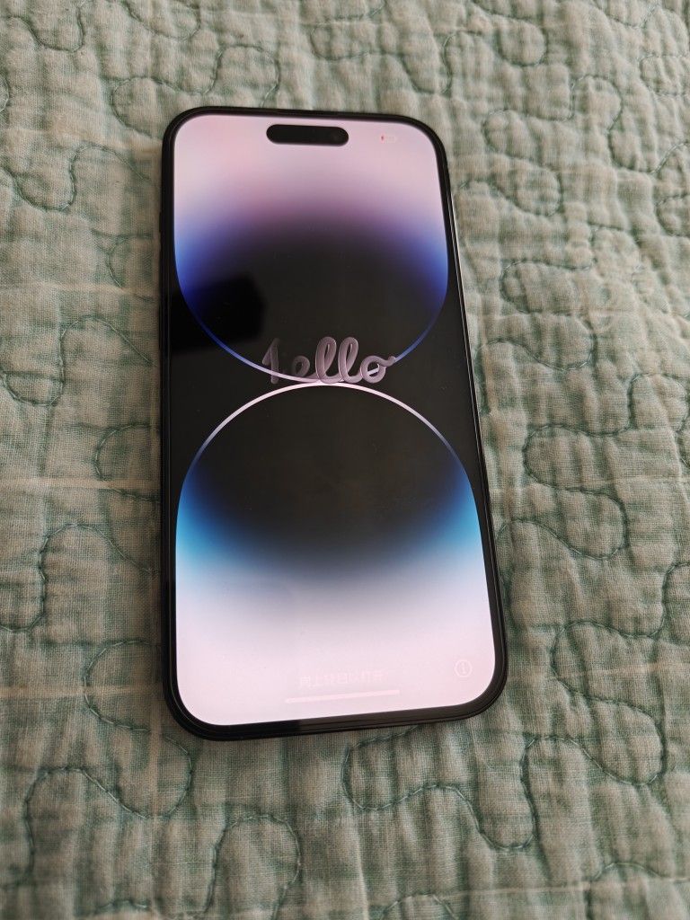 14 Pro Unlocked Mint With New Battery