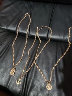 Cadnea bañada en oro 14k