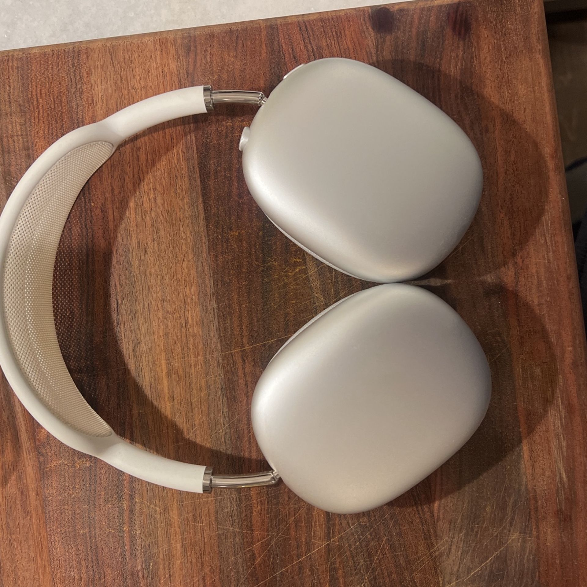 Barely Used Apple AirPods Max
