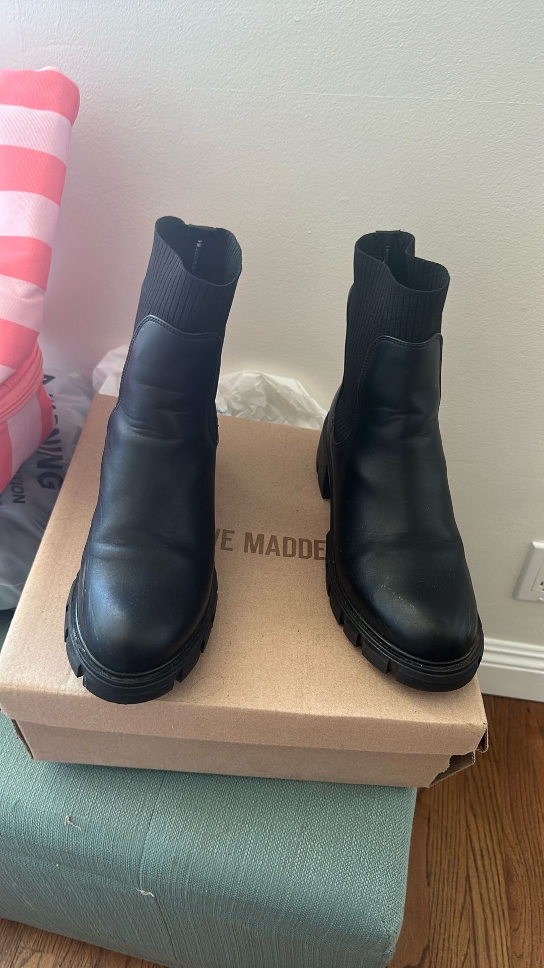 Black Steve Madden Mid Calf Boots
