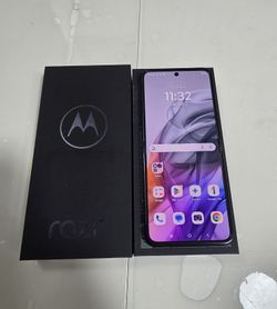 Motorola RAZR 2024 - Unblocked