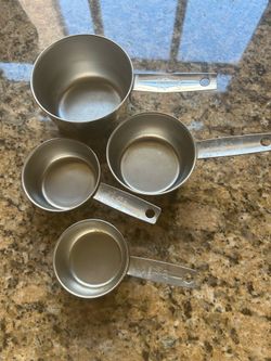 Set on Stainless Steel Measuring Cups