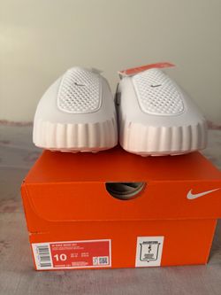 Nike mind whitesummit size 8.5 mens (10 womens)