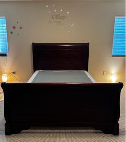 Dark Cherry Wood Sleigh Bed Frame - Queen