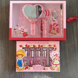 Strawberry Shortcake Gift Set And Lip Oils 