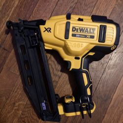 BRAND NEW Dewalt 16g Angled Finish Nailer NEVER USED