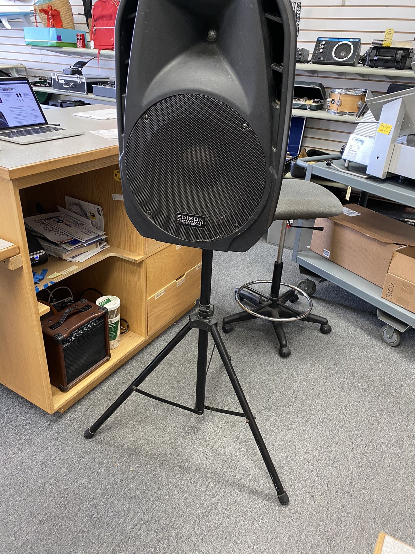 Edison Professional M2000 Bluetooth Powered Speaker w/ Stand for Sale