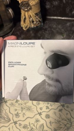 Eye loupe set
