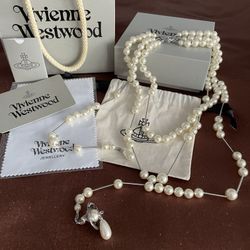 Vivienne Westwood Irregular Three Row Pearl Bas Relief Choker in Silver