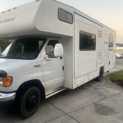 2006 Coachmen Freelander 27ft