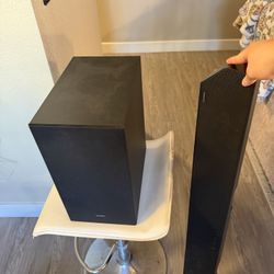Samsung HW-Q60B Soundbar + Subwoofer (Sub Works) – For Parts or Repair