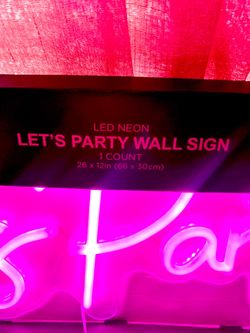 LED NEON LET’s PARTY WALL SIGN (💥BRAND NEW💥)