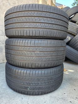 285-40-23:4 Pirelli Scorpion MS 95%