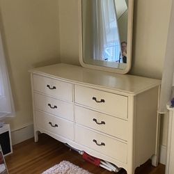 White Bedroom Set