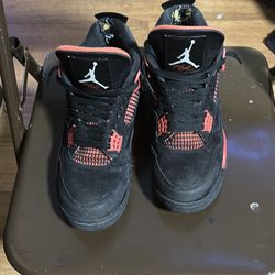Red thunder Jordan 4’s