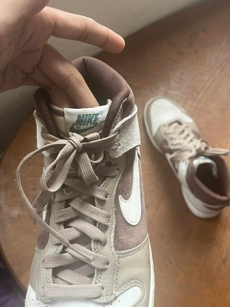 Female Nikes