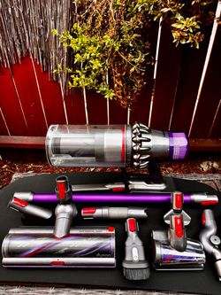 Dyson V11 Outsize Stick Vacuum