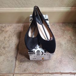 Women's New Black Velvet Ballet Flats Size 5.5