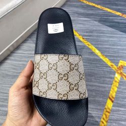 Gucci Sandal For Men And Women 