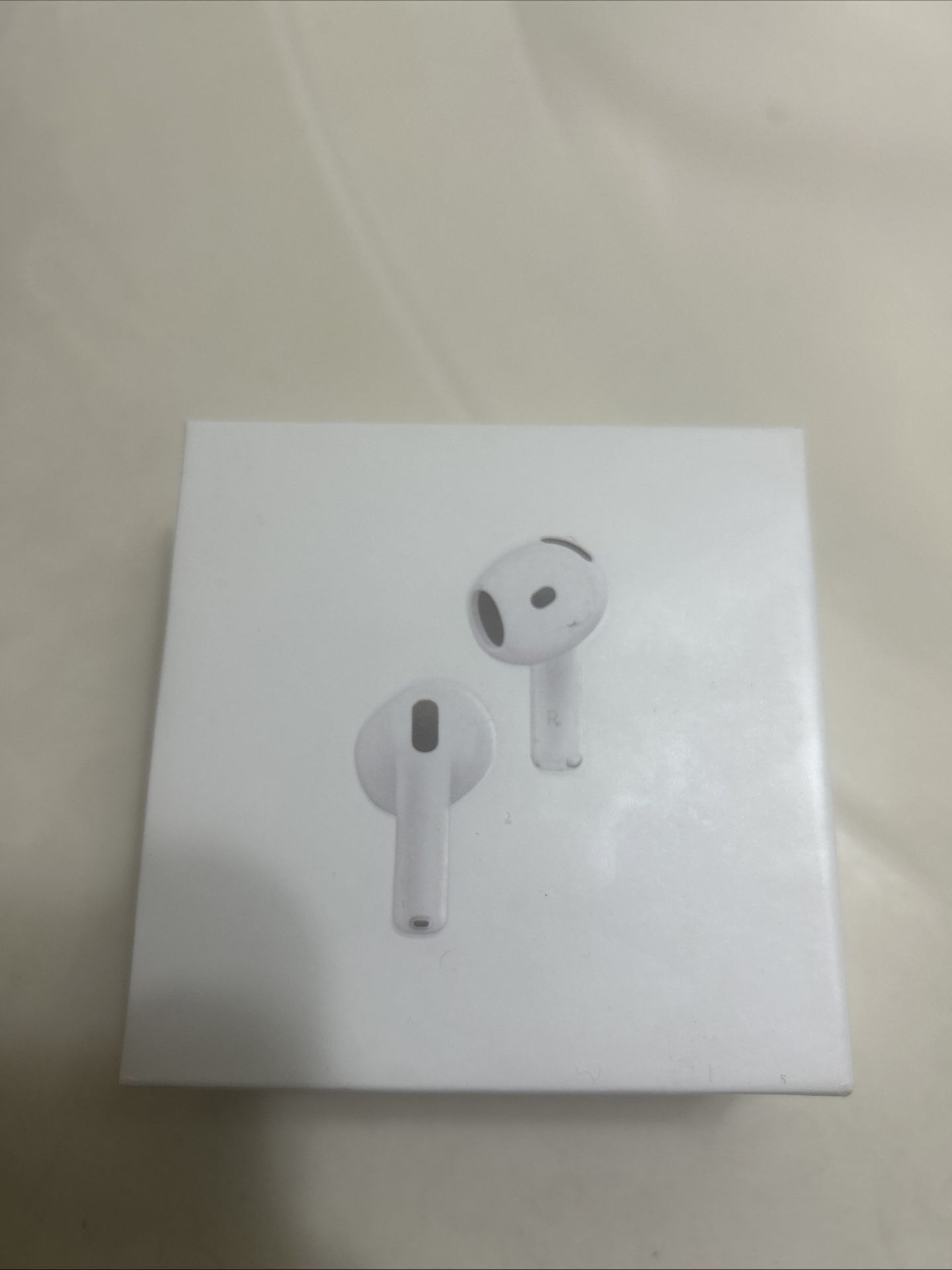 Apple AirPods 4th Gen