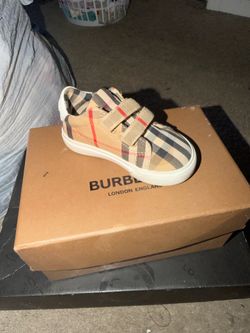 burberry baby shoes  , size 3.5c