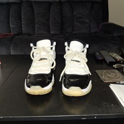 Jordan 11s Size 9.5
