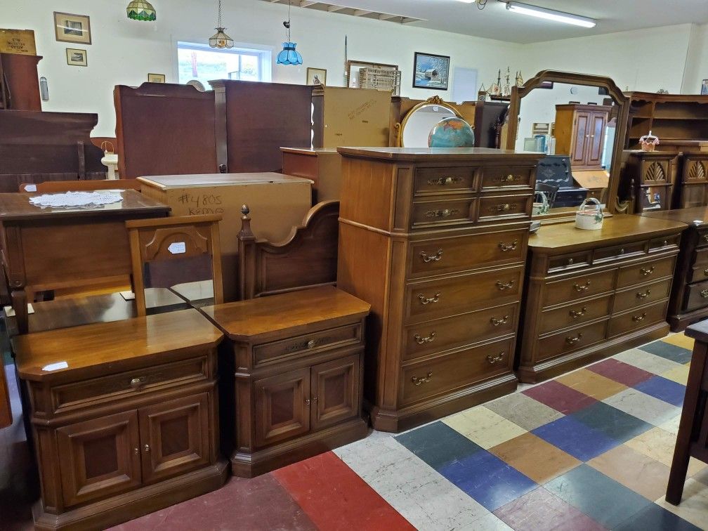 5 Piece Bedroom Furniture Set By JB Van Sciver Set