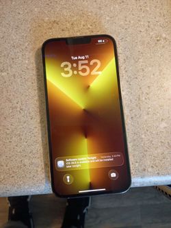 ATT. Gold iohone 13 pro max . Excellent condition.