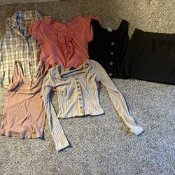 Medium Lot Of Clothing 
