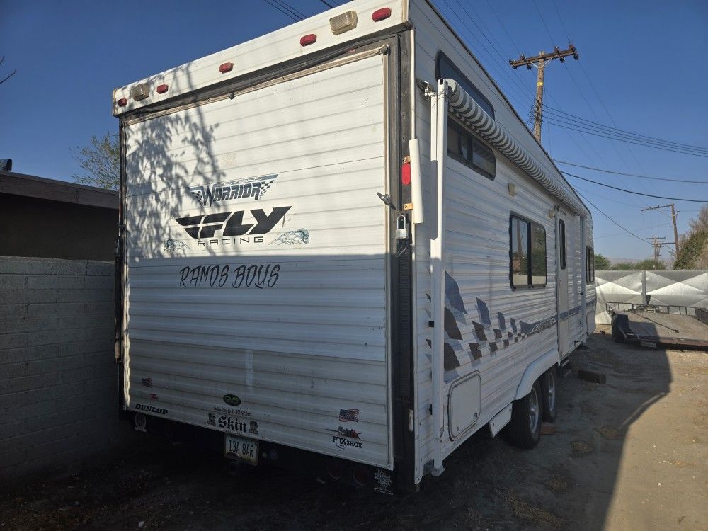 Weekend Worrior Toy Hauler 26F