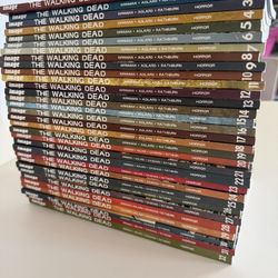 Books The Walking Dead Complete Set
