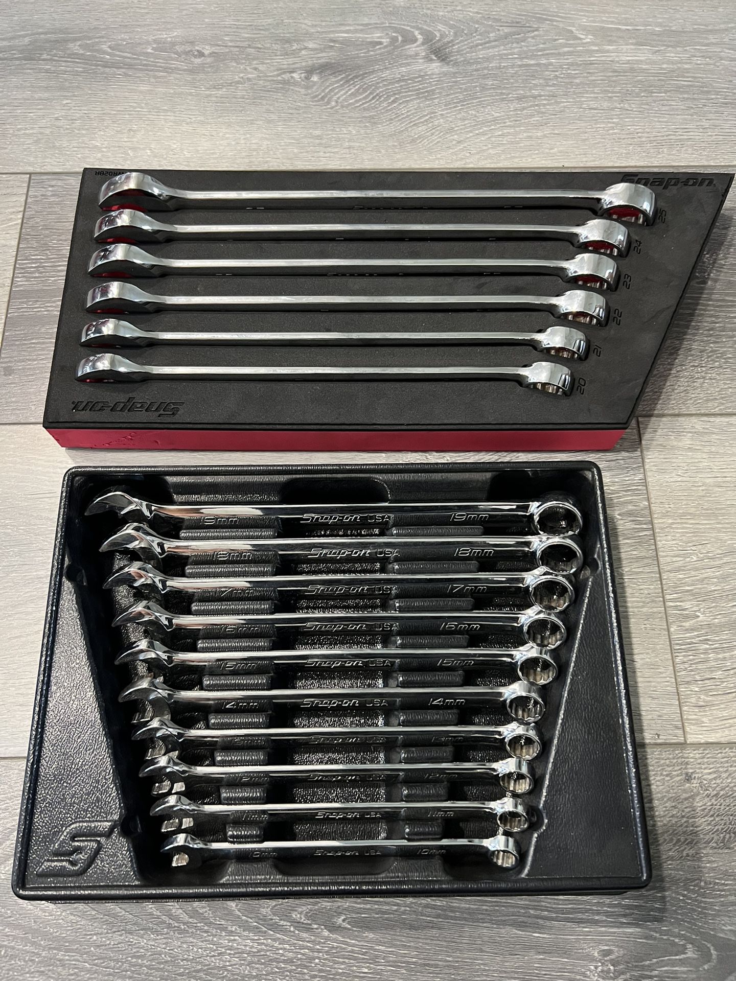 Snap On Tool 10 - 25mm Metric Wrench Set 