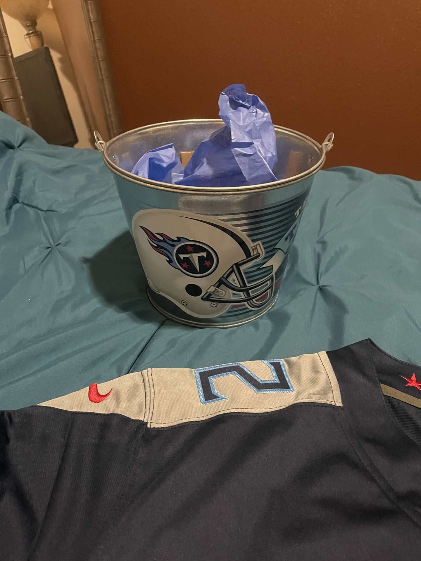 Titans Beer Bucket 