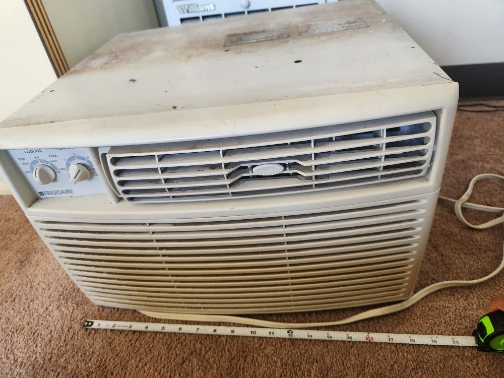Window AC Fridgeair