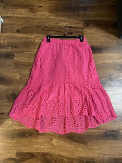Brand new Woman’s Banana Republic brand Pink Skirt Up For Sale 