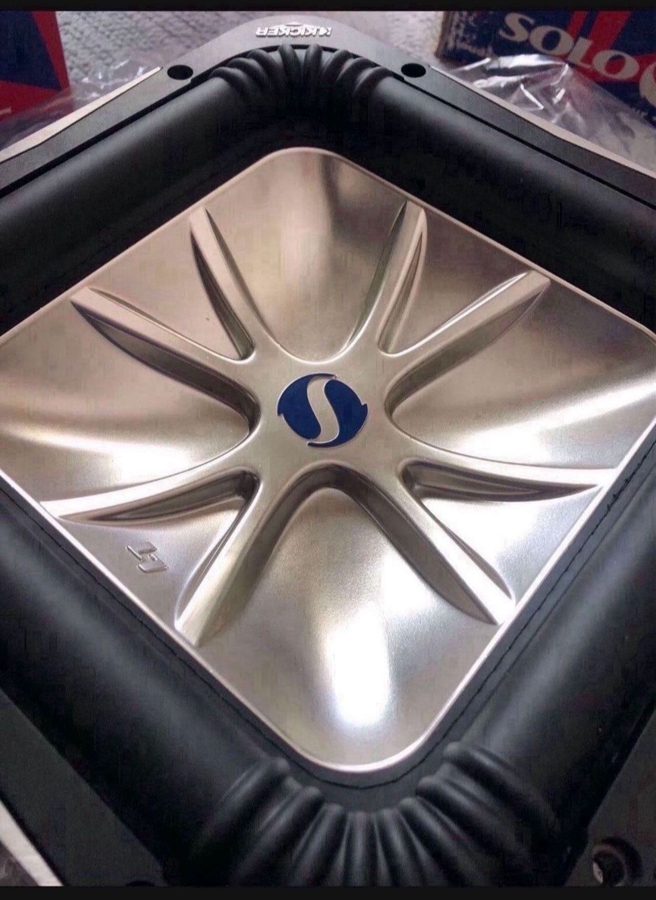 Kicker 10” L7 Solo-Baric (Old School, Brand New In The Box) Both $600