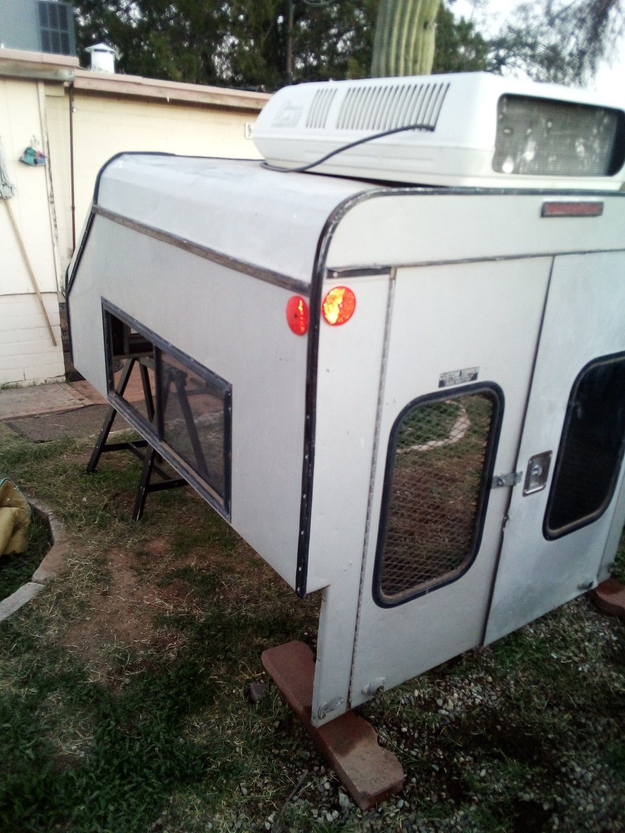Camper shell with ac small truck