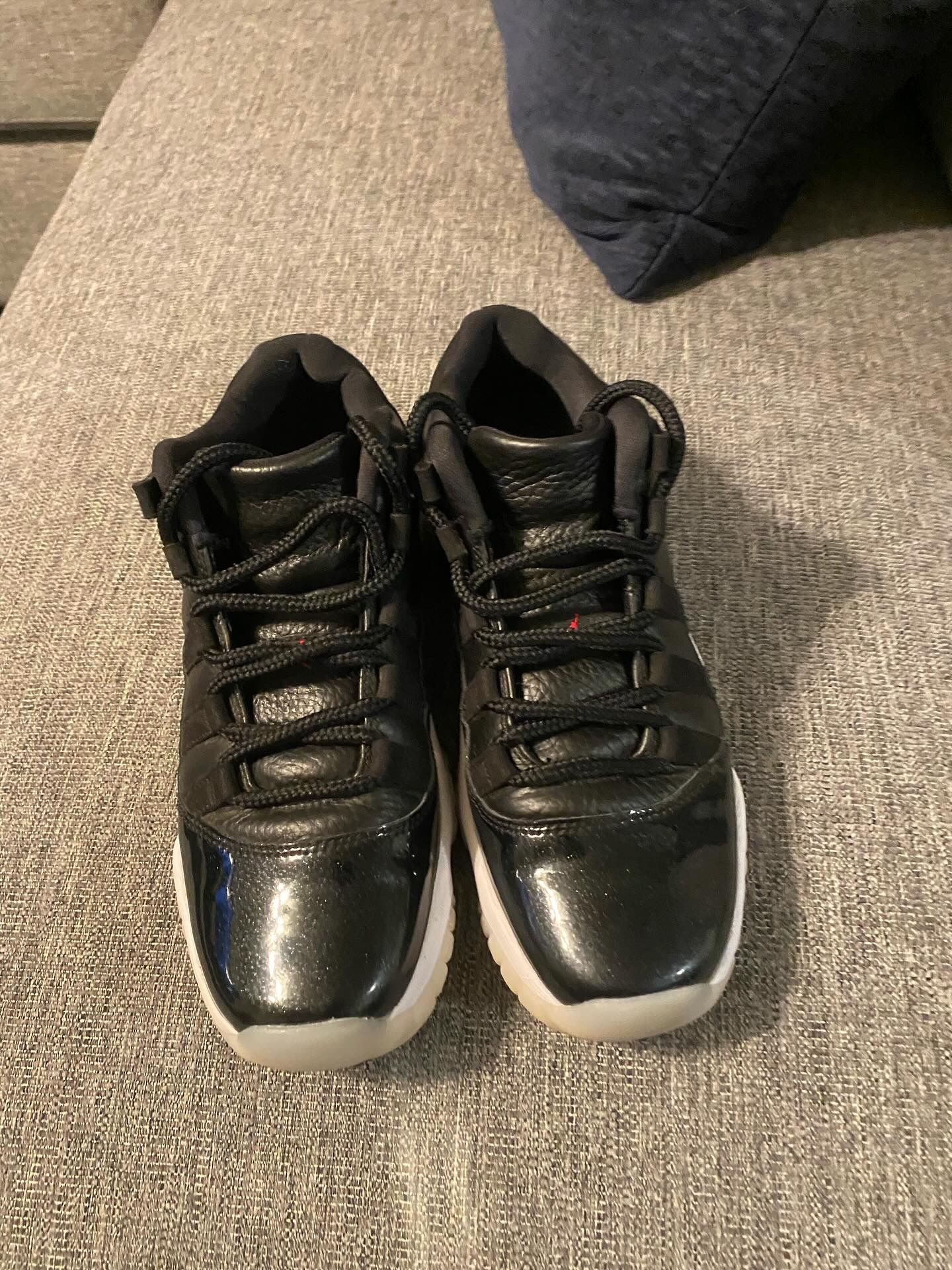 Jordan 11 low 72-10 