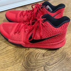 Size 11 - Nike Kyrie 3 Candy Apple