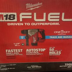 M18 Fuel Rotary Hammer With One Key