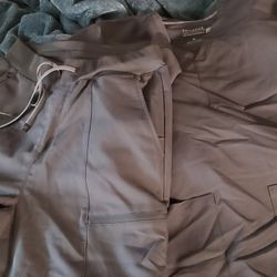 Fabletics Medium Women Charcoal Gray Scrubs