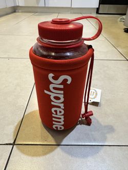 Supreme Bottle