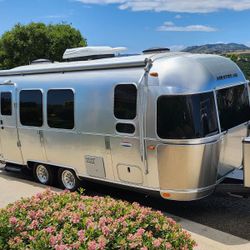 2016 Airstream International Serenity