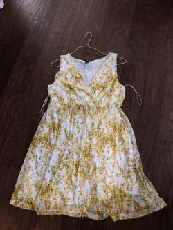 $8 size large women’s dress