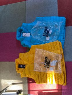 WOMENS XL LANDS END DOWN VESTS
