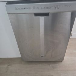 Kenmore Elite Dishwasher 24"wide x 44"Tall x 25"deep