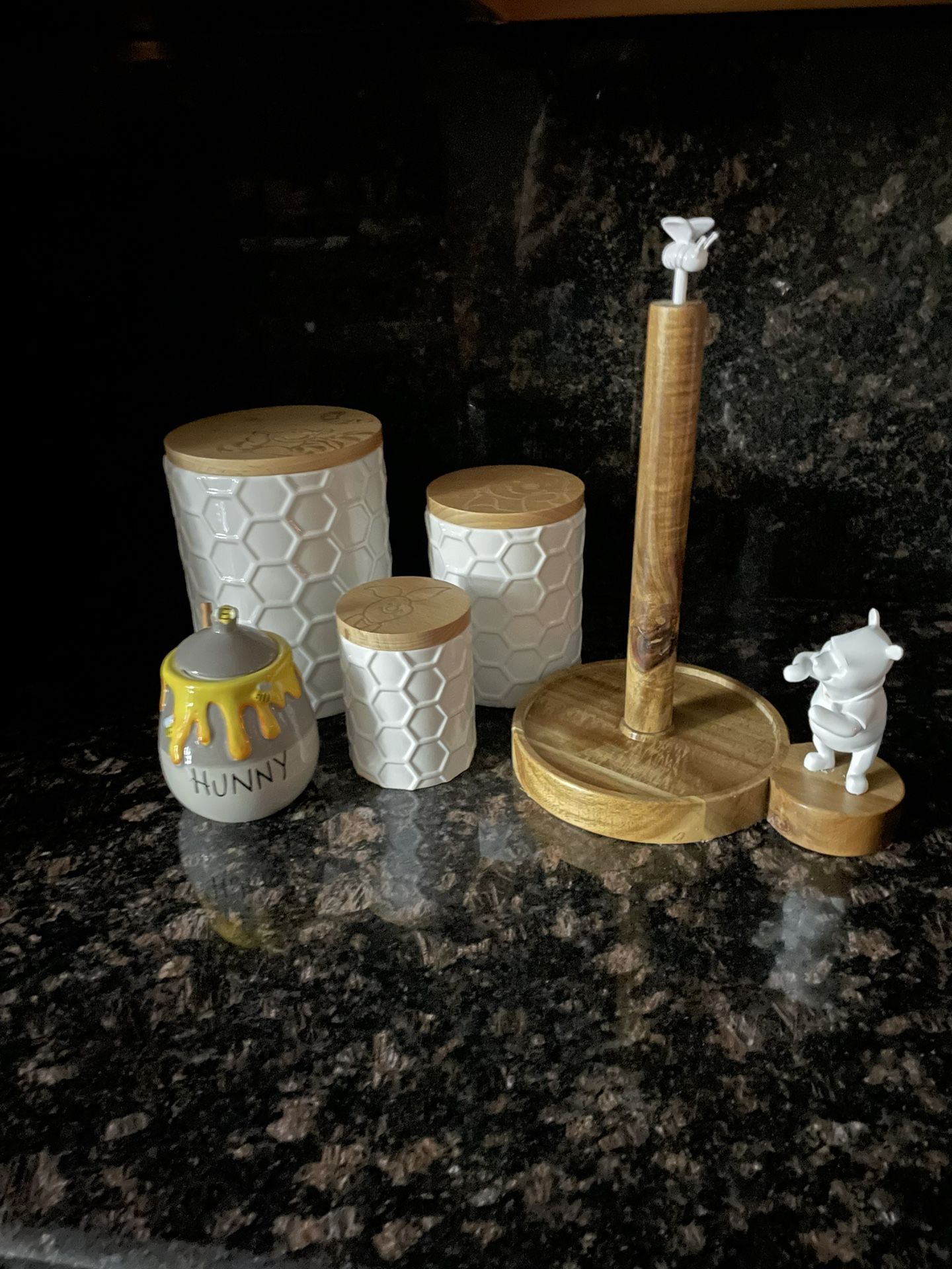 Disney Winnie The Pooh Canisters Set With Paper Towel Holder