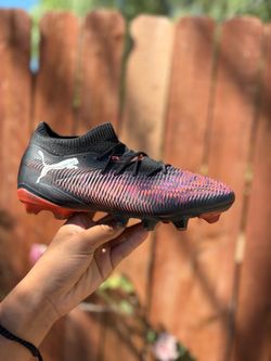 Soccer cleats